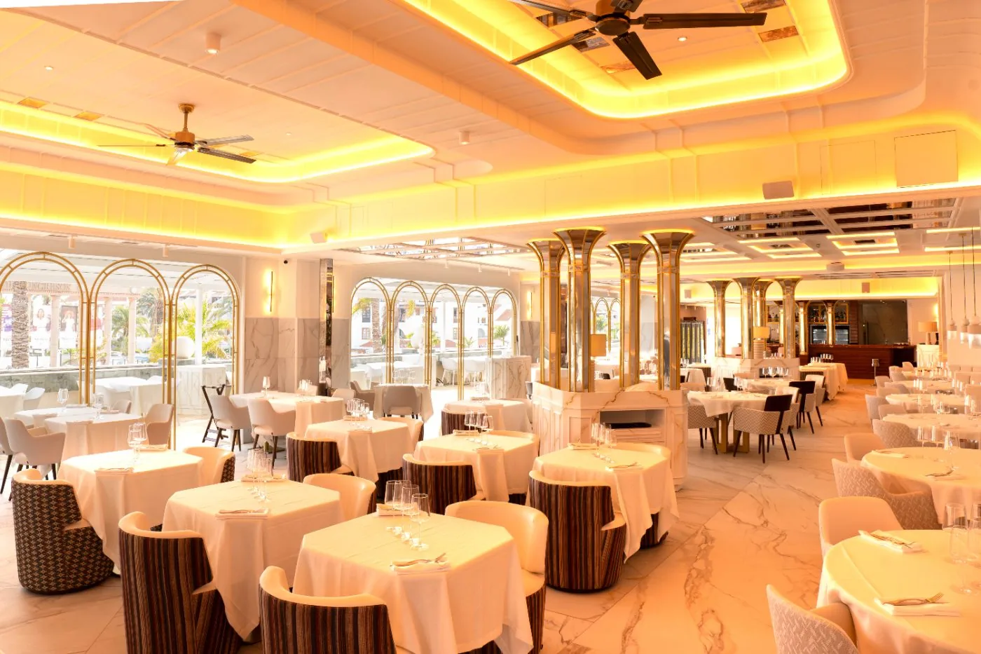 Bianco restaurant terrace seating