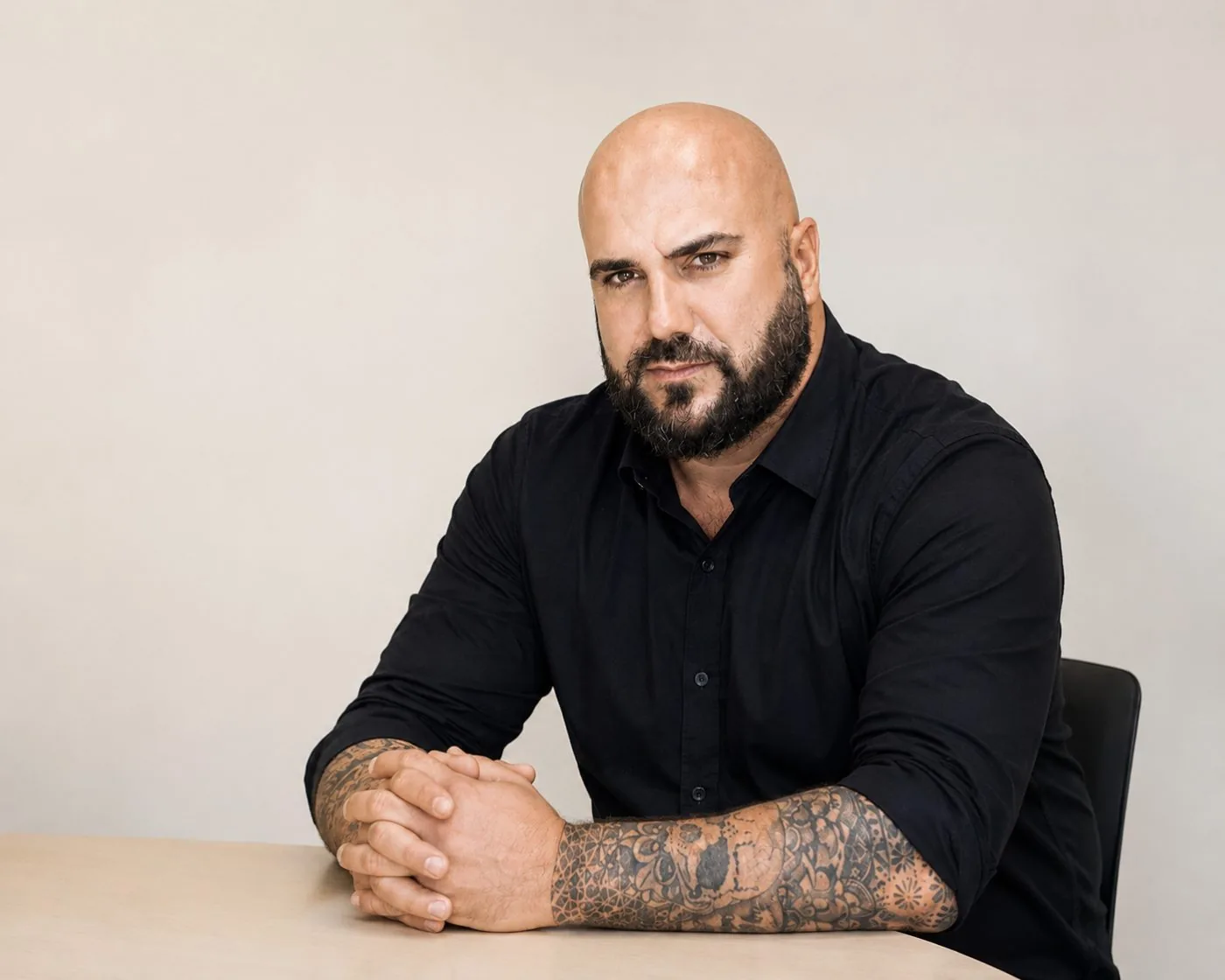 Portrait of Juanra Calavera, Founder & CEO of KPDC
